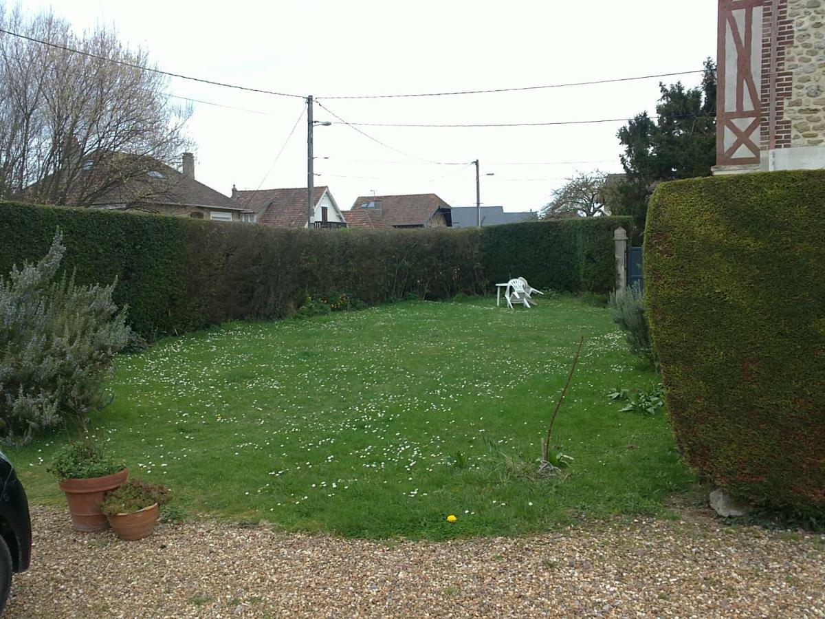 T1Bis A 7 Minutes A Pied De La Plage Et Du Centre Villers-sur-Mer Exterior foto